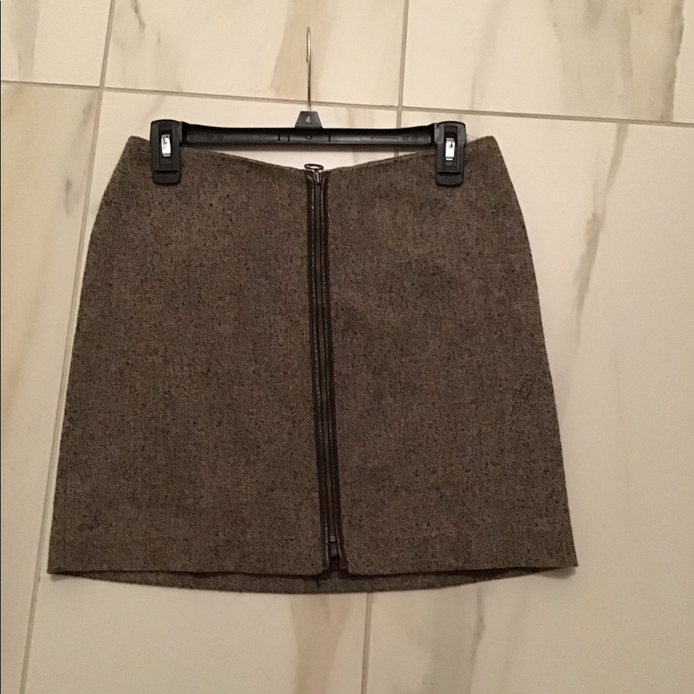 Front zippered skirt